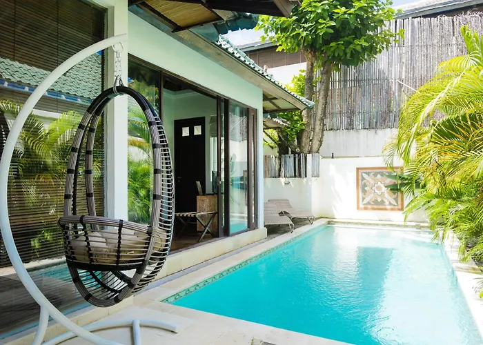 Artemis Villa Hotel
